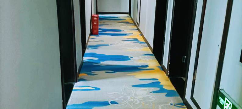 阳光假日酒店(西昌旅游集散中心店)图片