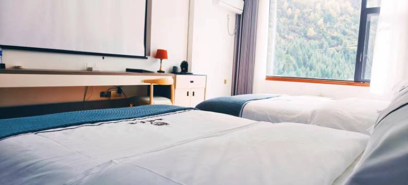 马尔康东豪酒店图片