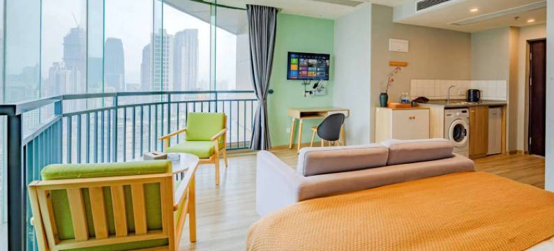 半岛御景高空酒店(解放碑店)图片