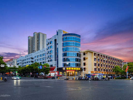 东昇美濠酒店(吉安人民广场能仁巷店)