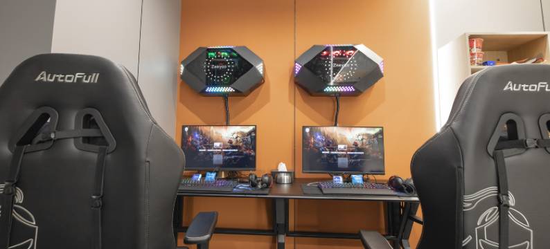 美塔电竞酒店(长沙环保学院德思勤城市广场店)图片