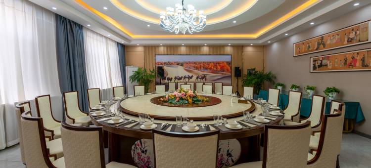 若羌荣耀大酒店图片