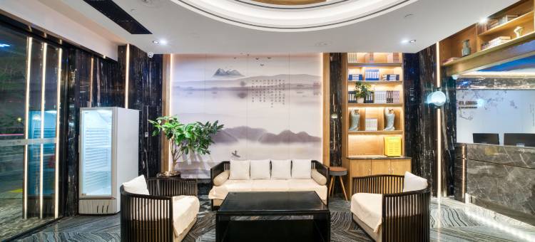 艺龙安云酒店(上海瑞金医院打浦桥地铁站店)图片