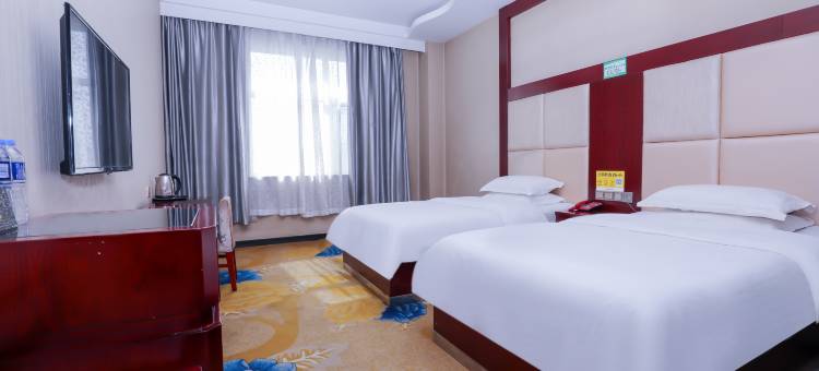 逸柏国际酒店(格尔木江源中路昆仑公园店)图片