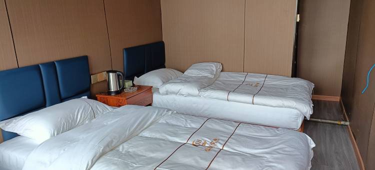 玛多锦湖宾馆图片