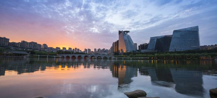 菲煊酒店(南昌八一广场火车站店)图片