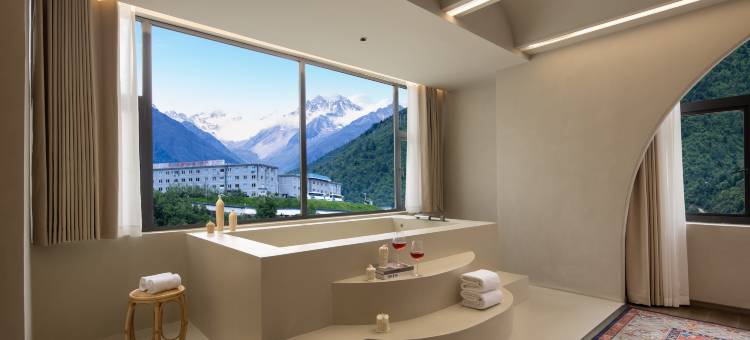 暮山映雪·Spring奢隐汤池别院(康定店)图片