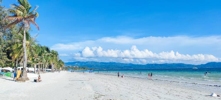 拉奥维耶多别墅(La Oviedo Villas by RedDoorz)图片