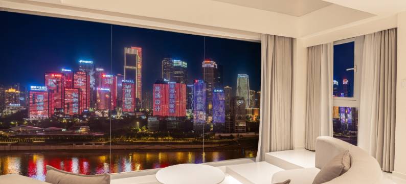 江浸月·江景民宿(解放碑洪崖洞店)图片