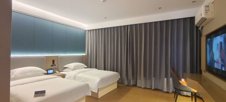 艺龙瑞云酒店(西乌珠穆沁旗巴彦花店)图片