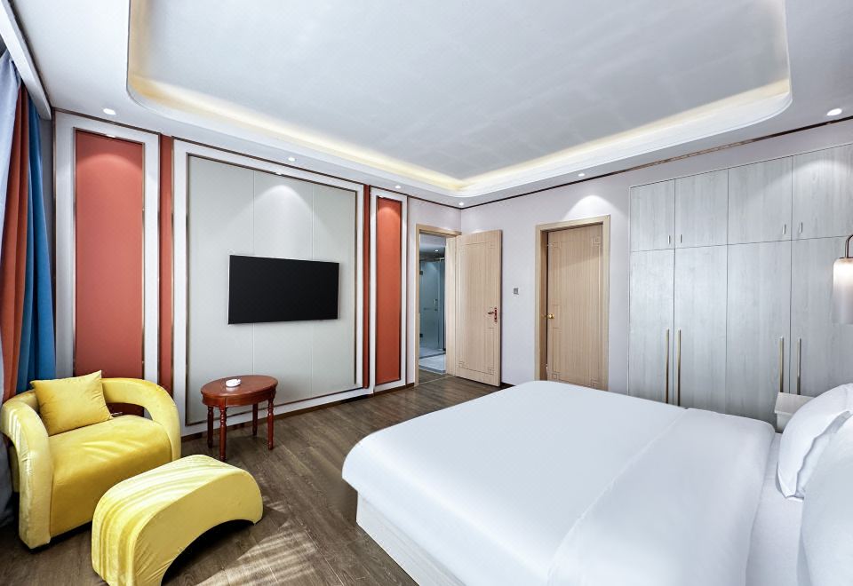 Gongga Hotel Hotel Overview