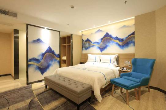 兰丽百合酒店(阳江东汇城店)