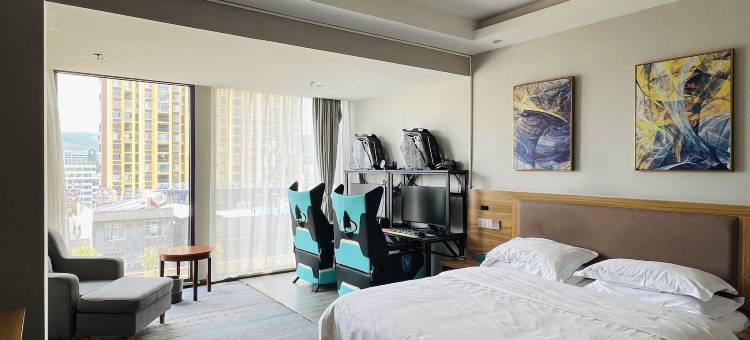 艺龙瑞云酒店(大理祥云祥城钟鼓楼店)图片