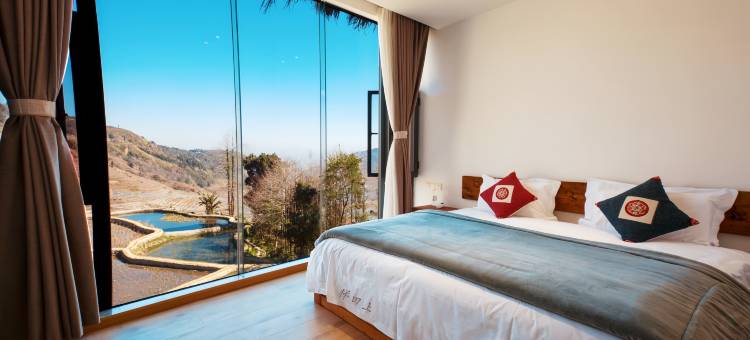 元阳梯田上精品民宿(多依树店)图片