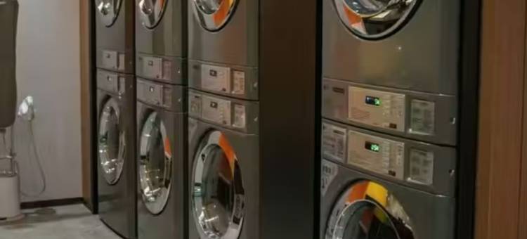 重庆解放碑洪崖洞丽柏酒店图片