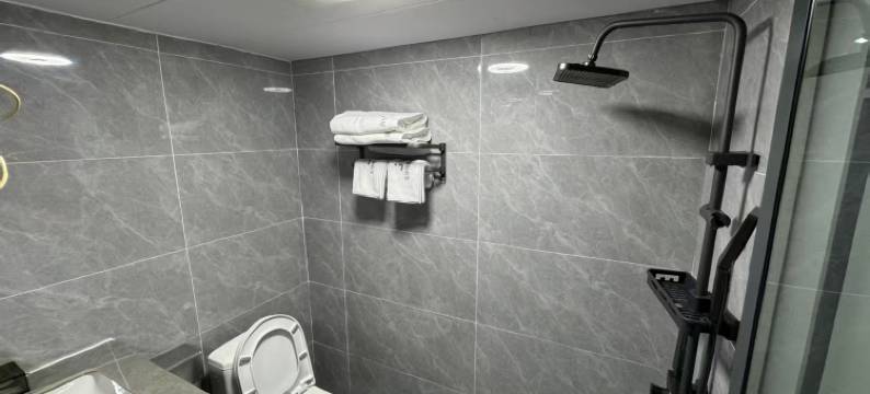 吉华优品酒店(深圳东站布吉店)图片