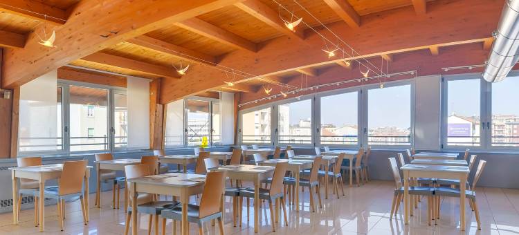 米兰拉斯佩齐亚民宿酒店(B&B Hotel Milano La Spezia)图片