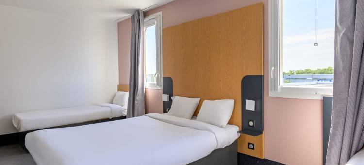 留圣卡雷塞纳特民宿酒店(B&B Hotel Lieusaint Carré Sénart)图片