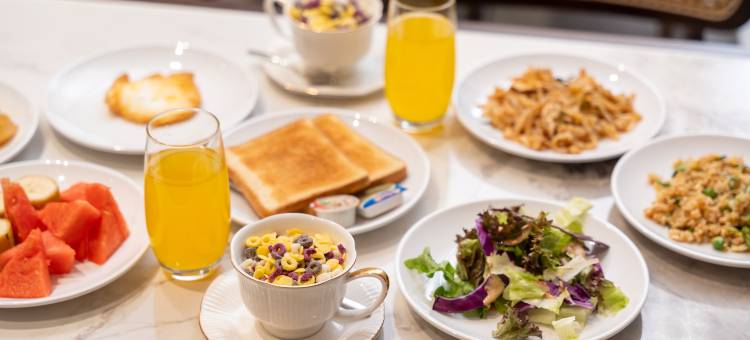 艺途·轻居(深圳石岩上屋地铁站店)图片