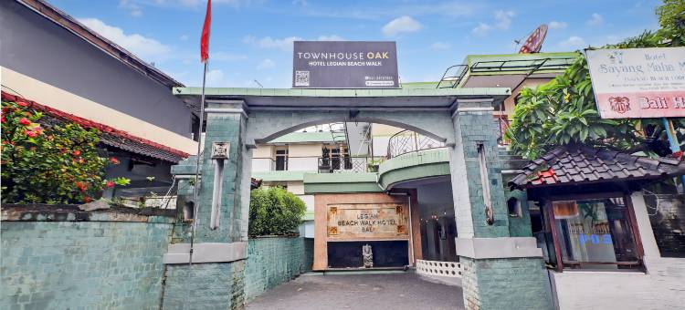 Townhouse Oak Legian Near Legian Beach Formerly Sayang Maha Merta图片