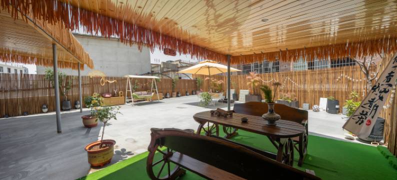 枕畔・启航Craft瓷都·未来智能简奢民宿(景德镇陶溪川创意广场店)图片