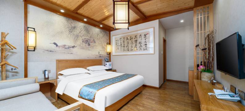 四姑娘山圣地映像酒店图片