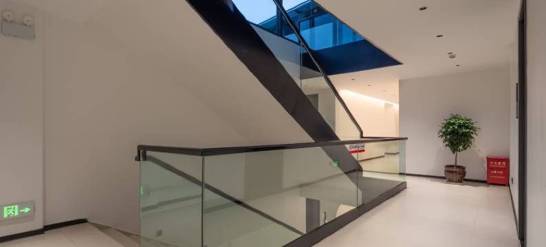 香格里拉天琪伊恩设计师供氧民宿(独克宗古城大佛寺转经筒店)图片