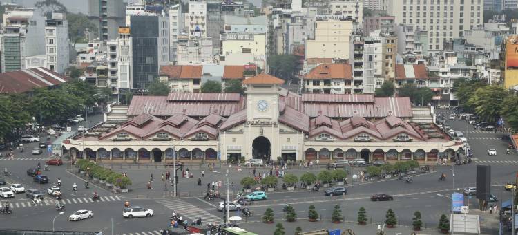CityHouse- El Pino Realm(滨城市场地铁·Bitexco景观·美术馆)(CityHouse - El Pino Realm at Metro Ben Thanh Market)图片