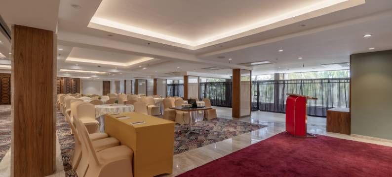 拉杰科特品质套房酒店(Quality Inn Patria Suites, Rajkot)图片