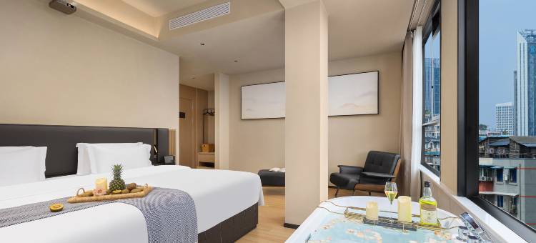 凡里 FUN LIST酒店(成都春熙路太古里店)图片