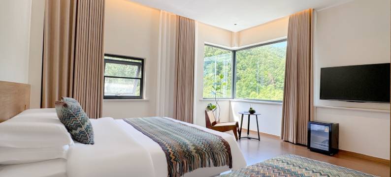 山月坞 Yakamoz 设计师民宿(重渡沟景区店)图片