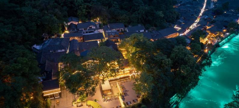 月光宝瓶民宿(都江堰景区南桥店)图片