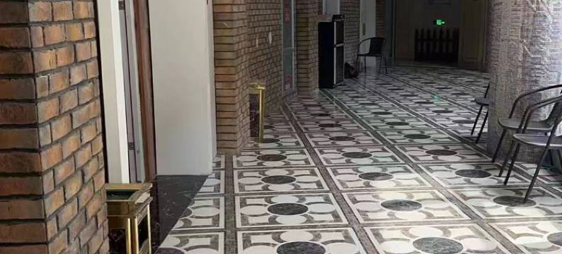 大隐艺术影宿酒店(德州汽车总站店)图片