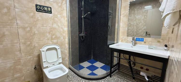 海北华兴大酒店图片