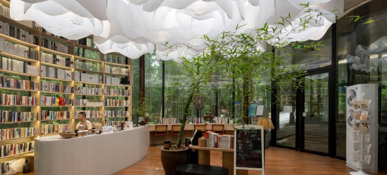 湖畔花园酒店(庐山风景名胜区含鄱口店)图片