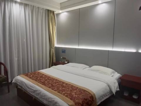 四子王旗故家连锁酒店