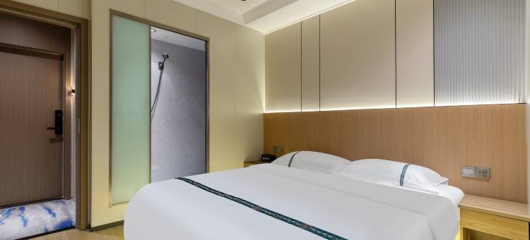 锐思特酒店(上海顾戴路地铁站复旦大学儿科医院店)图片