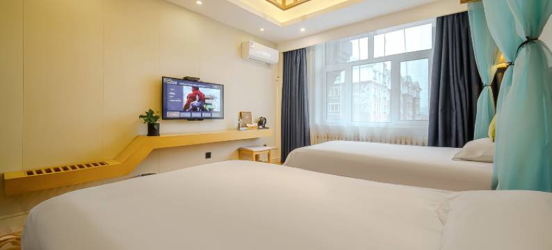 泰加林主题酒店图片