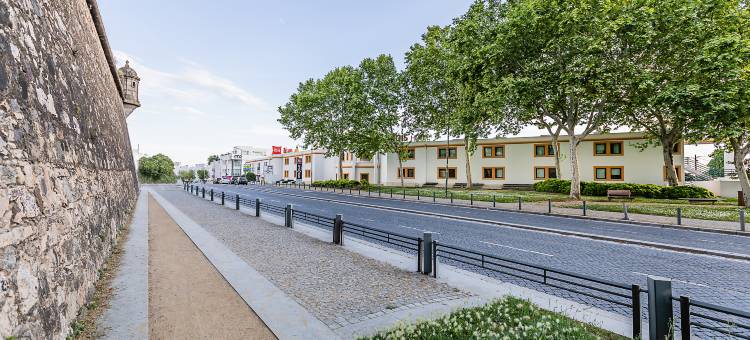 宜必思埃武拉酒店(Ibis Évora)图片