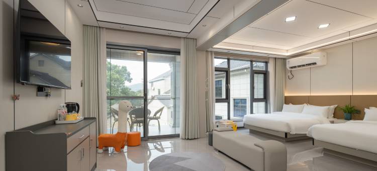 花筑·枫林晚民宿(桐庐OMG心跳乐园店)图片