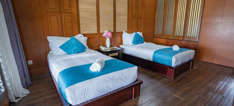 天空鲁容海滨度假村(The Langit Duyong Marina Resort)图片