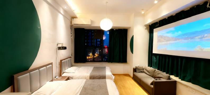 秘境酒店(武汉市民之家绿地汉口中心店)图片