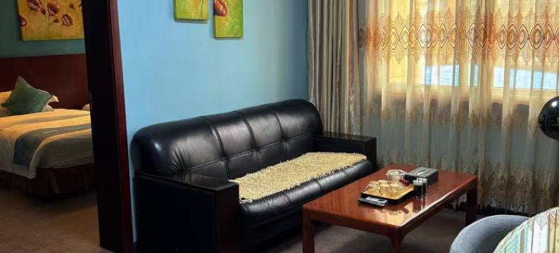 南翔酒店(贵阳市旅游集散中心延安西路店)图片