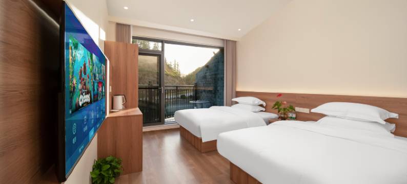 瑶羽小院丨River View·河边美景·Luxury轻奢美宿(瑶里古镇店)图片