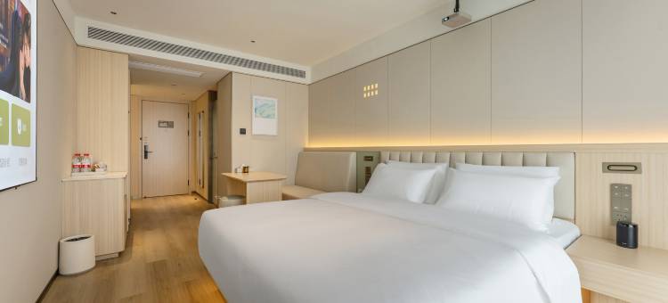 里白酒店(长沙湘雅医院地铁站省博物馆店)图片