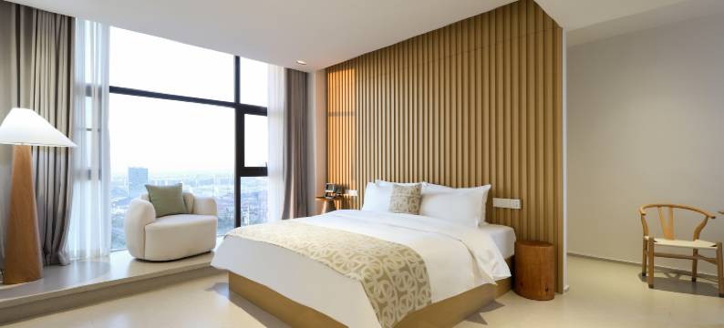 安曼·天空之城民宿(衢州坤德金佰汇广场店)图片