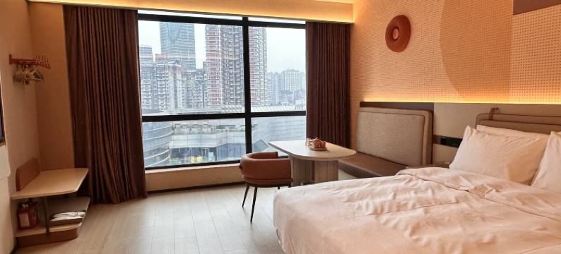 桔子酒店(重庆沙坪坝站三峡广场步行街店)图片