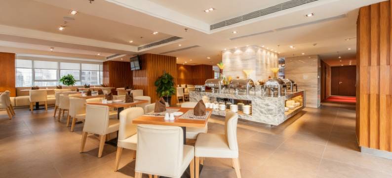 成都莱璟酒店(世纪城会展天府三街地铁站店)图片