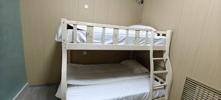 铭汐电竞民宿图片