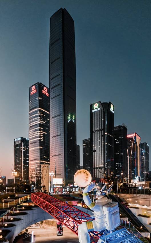 公羽家·设计师轻奢艺术酒店(观山湖公园林城西路地铁站店)图片